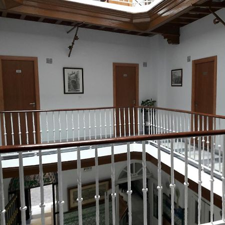 Hostal Centro Sol Kadyks Zewnętrze zdjęcie