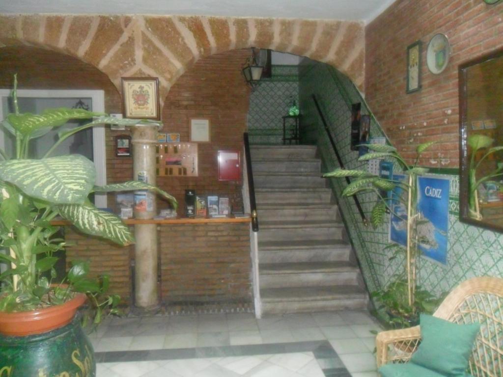 Hostal Centro Sol Kadyks Zewnętrze zdjęcie