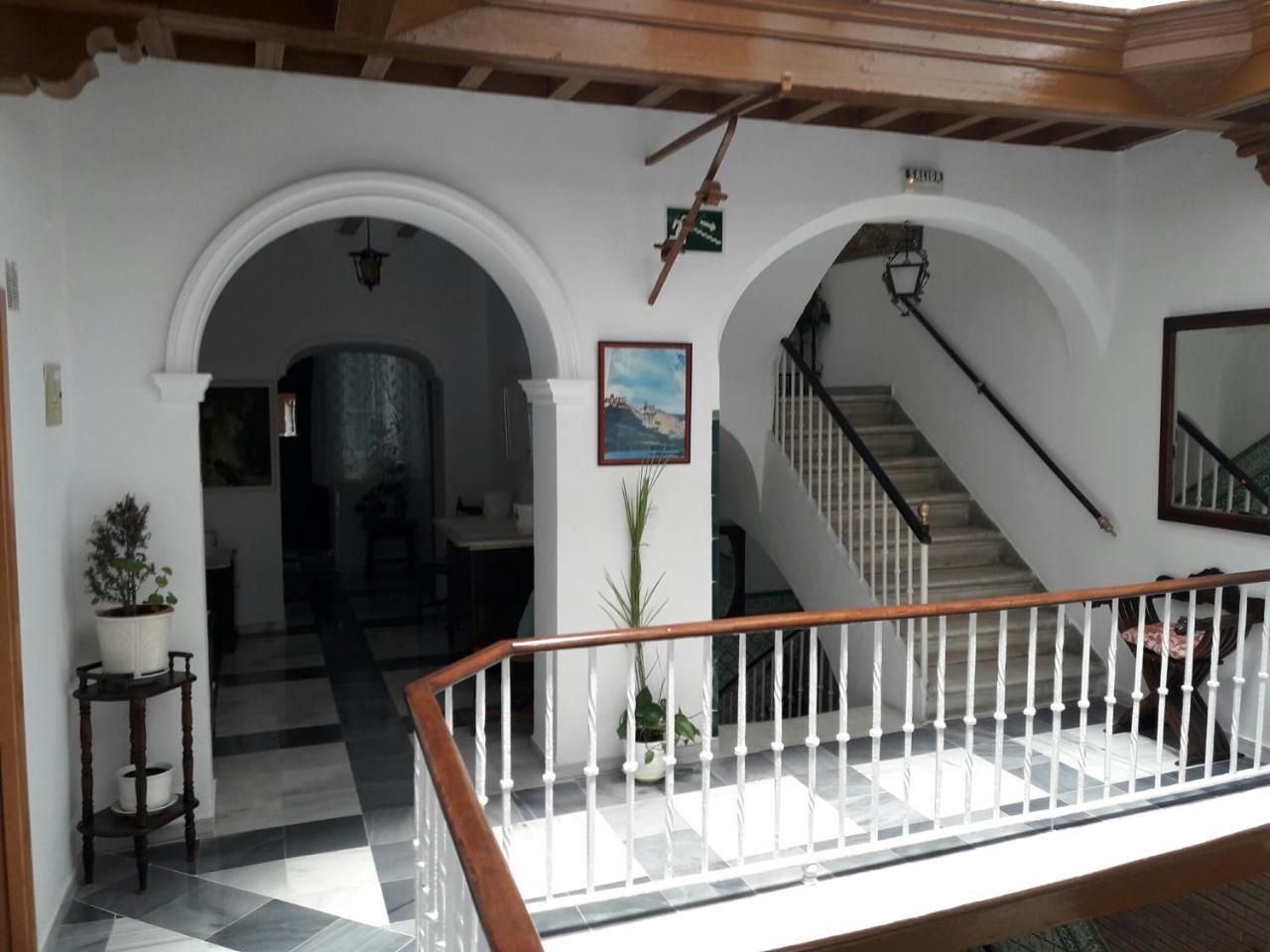 Hostal Centro Sol Kadyks Zewnętrze zdjęcie